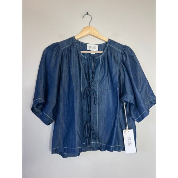 NWT Fifteen Twenty Nadine Bow Detail Short Sleeve Top Blue Size: Extra Small - Picture 2 of 8